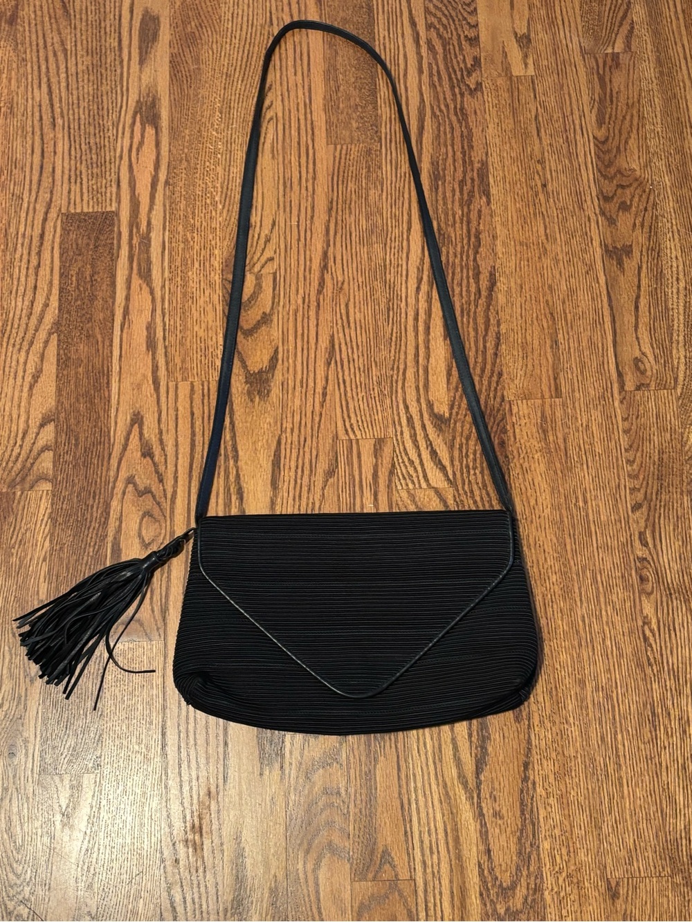 Vintage Americana by Sharif Black Pleated Envelope Crossbody Clutch Bag – EUC